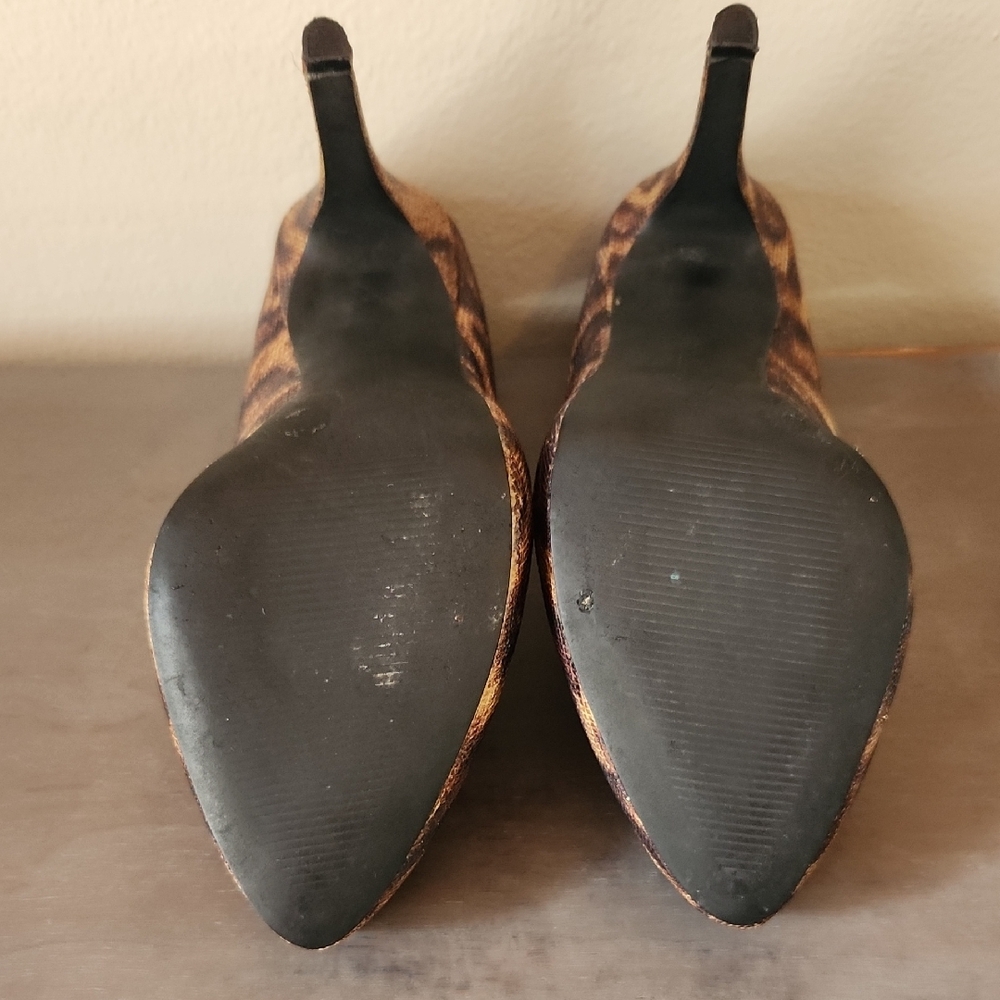 Bcbgeneration Leopard Print Platform Heels Size 8 - image 5